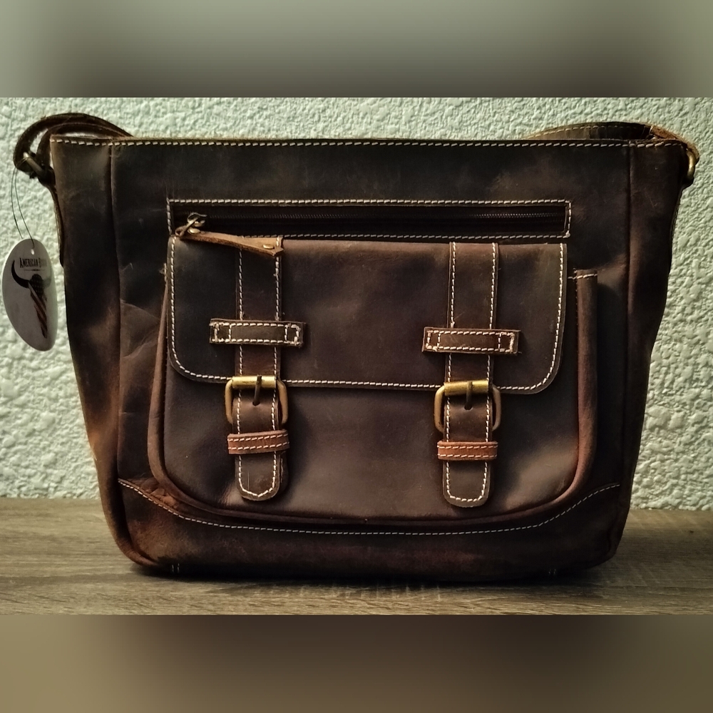 Elegant Brown Leather Messenger Bag